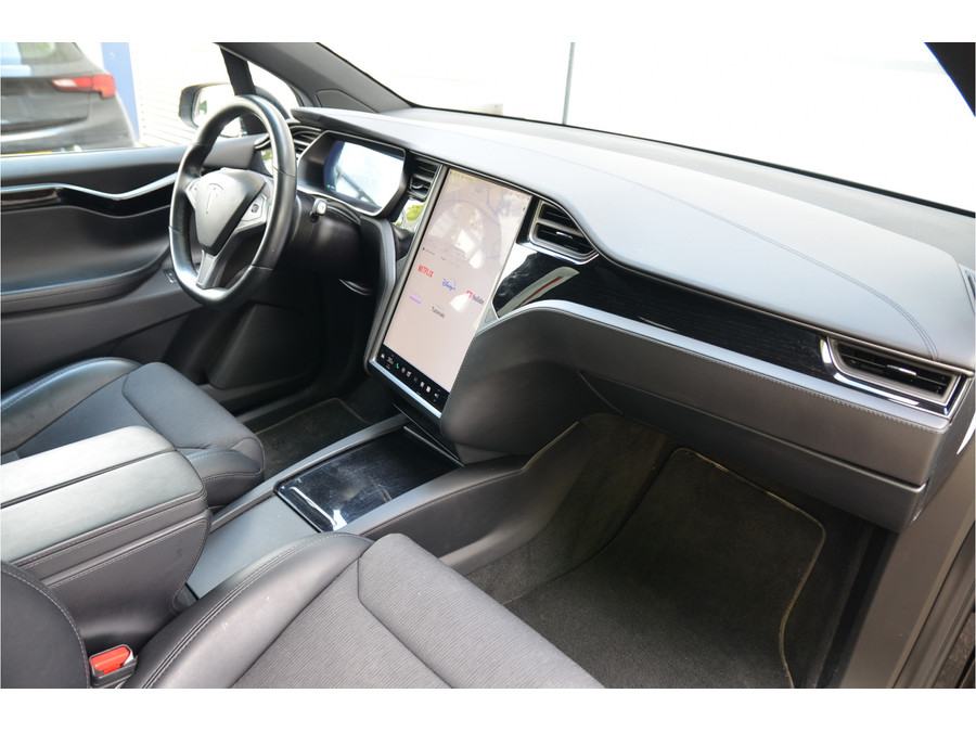 Tesla Model X 75D (4x4)
