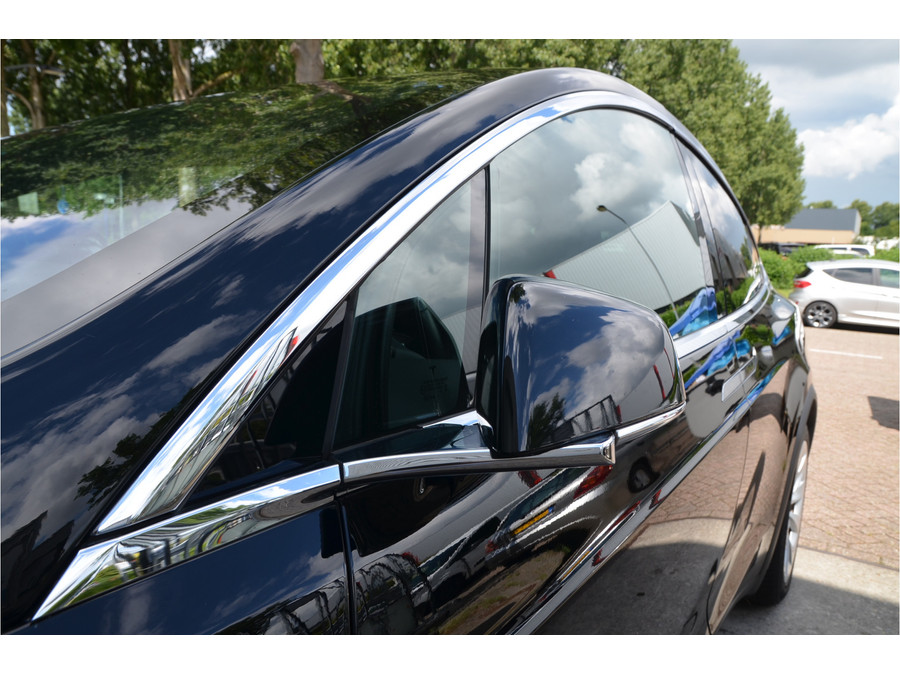 Tesla Model X 75D (4x4)