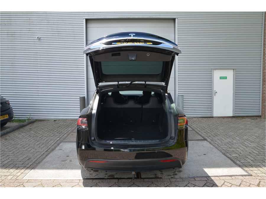 Tesla Model X 75D (4x4)