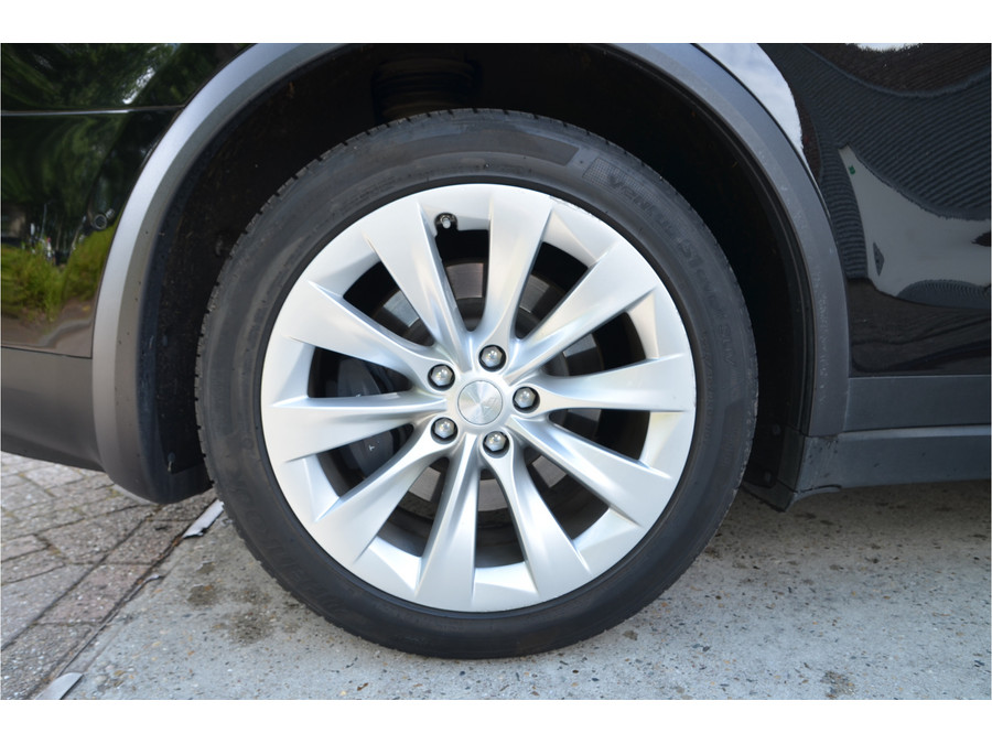 Tesla Model X 75D (4x4)