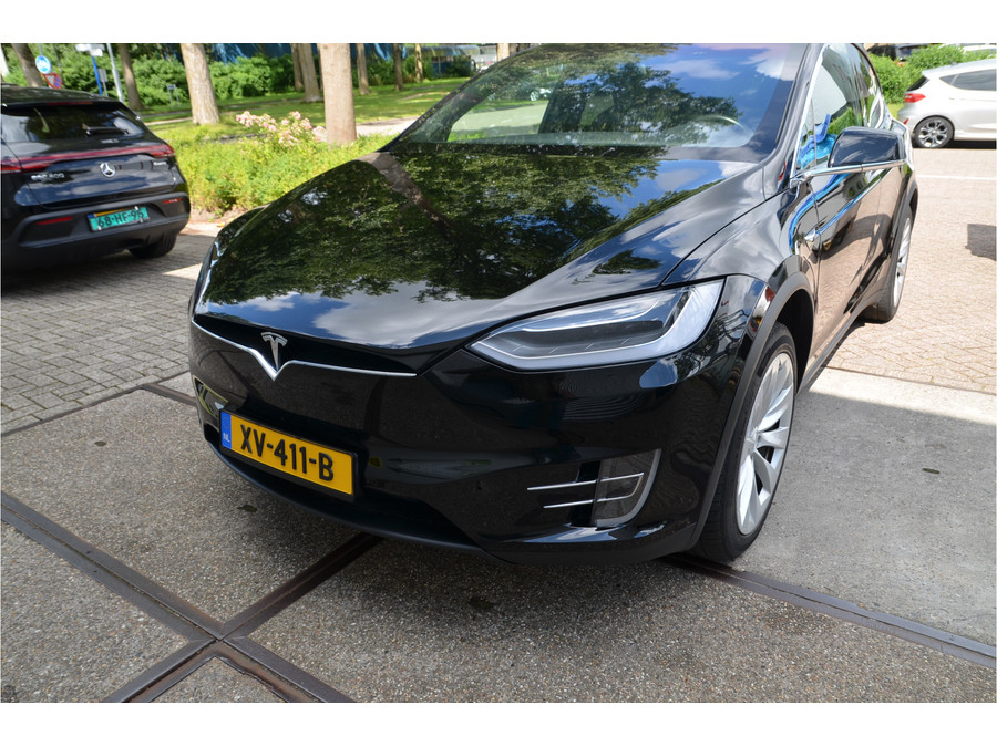 Tesla Model X 75D (4x4)