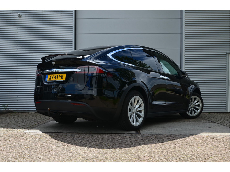 Tesla Model X 75D (4x4)