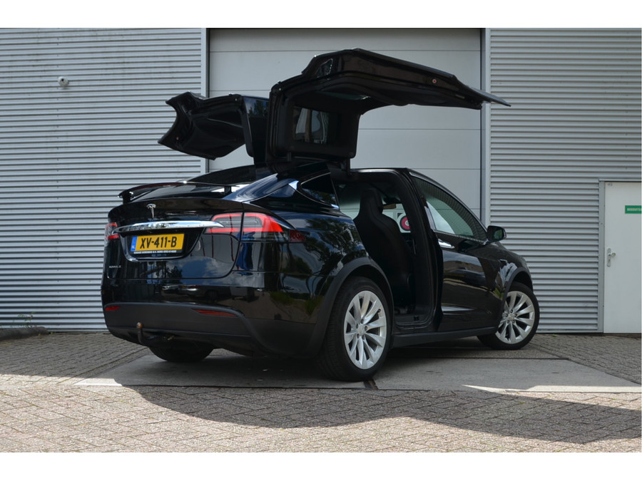 Tesla Model X 75D (4x4)