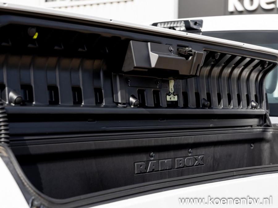 Dodge RAM Pickup Laramie 3500 Crew Cab C Rijbewijs 6.7 Cummings Diesel High Output