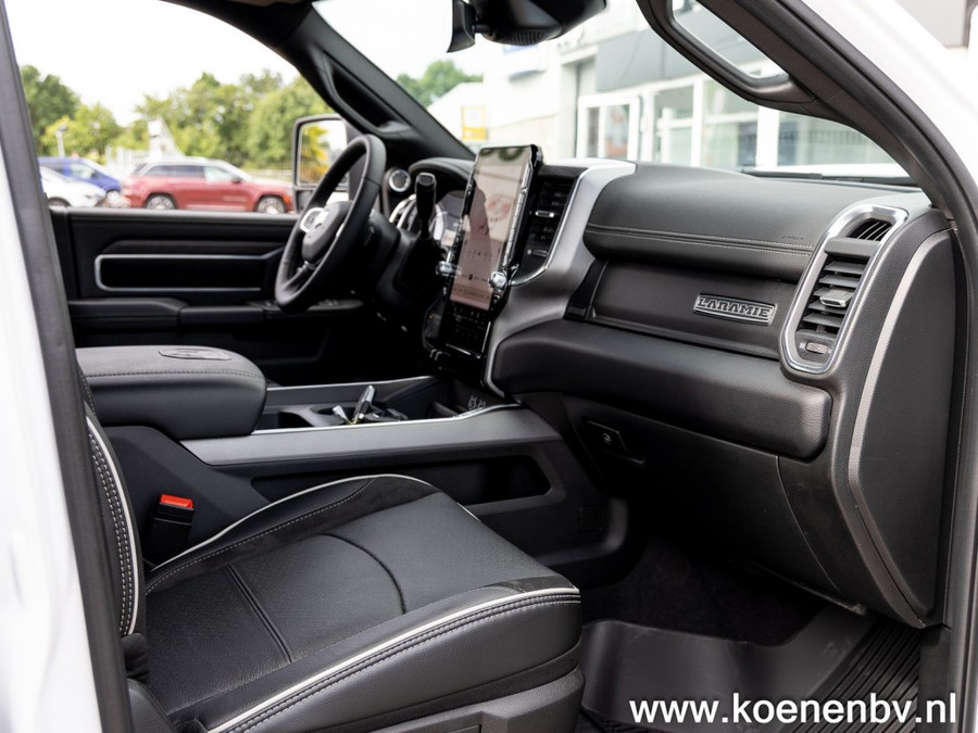 Dodge RAM Pickup Laramie 3500 Crew Cab C Rijbewijs 6.7 Cummings Diesel High Output