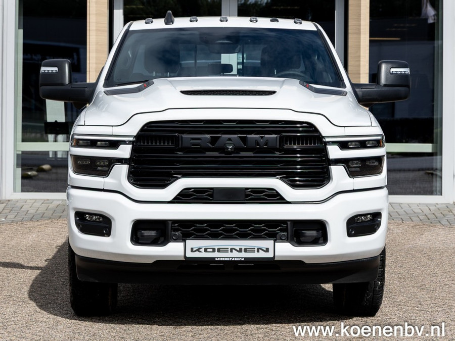 Dodge RAM Pickup Laramie 3500 Crew Cab C Rijbewijs 6.7 Cummings Diesel High Output