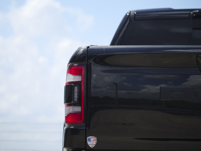 Dodge Ram 1500 | Limited | 5.7 V8 | 4x4 | Crew Cab