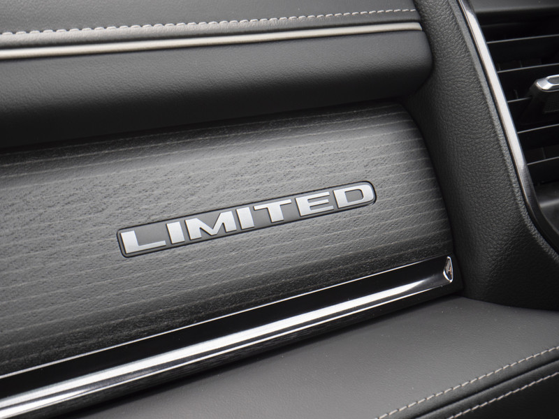 Dodge Ram 1500 | Limited | 5.7 V8 | 4x4 | Crew Cab