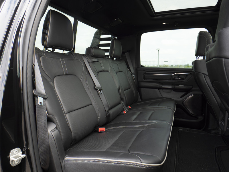 Dodge Ram 1500 | Limited | 5.7 V8 | 4x4 | Crew Cab