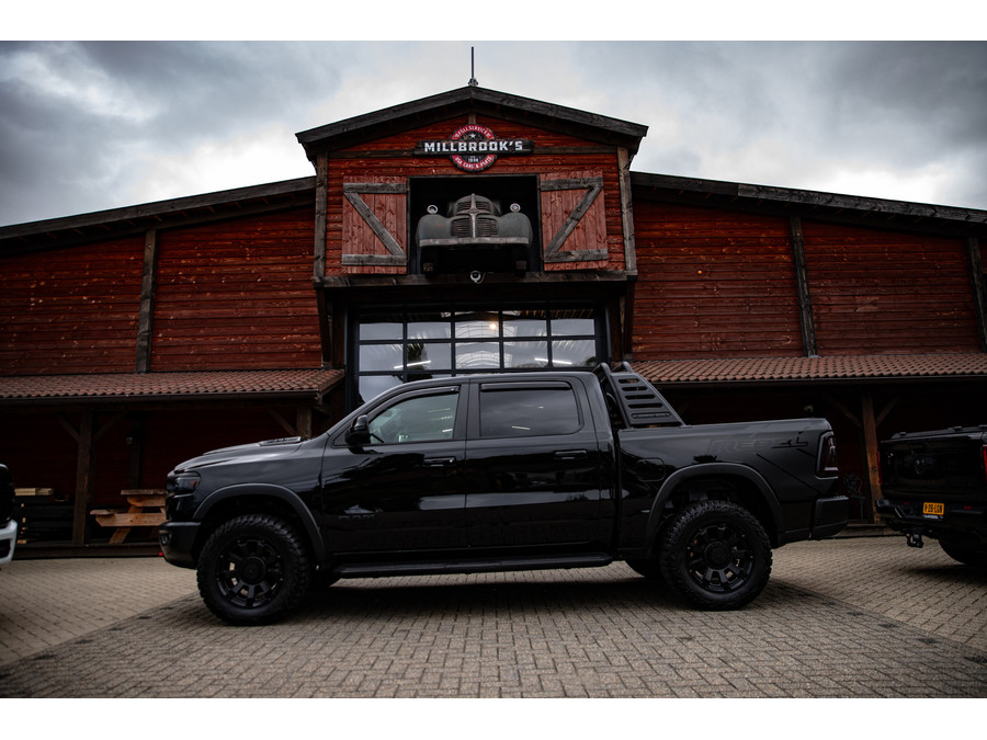 Dodge RAM 1500 3.0 Hurricane Crew Cab Rebel