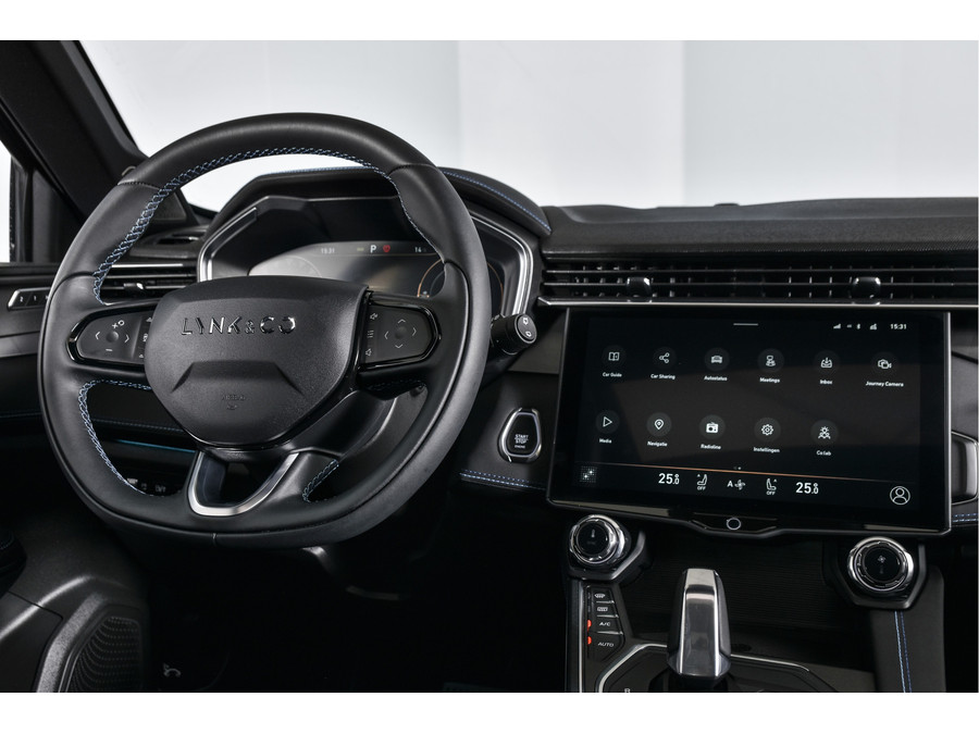 Lynk & Co 01 1.5 PHEV 261PK MY23
