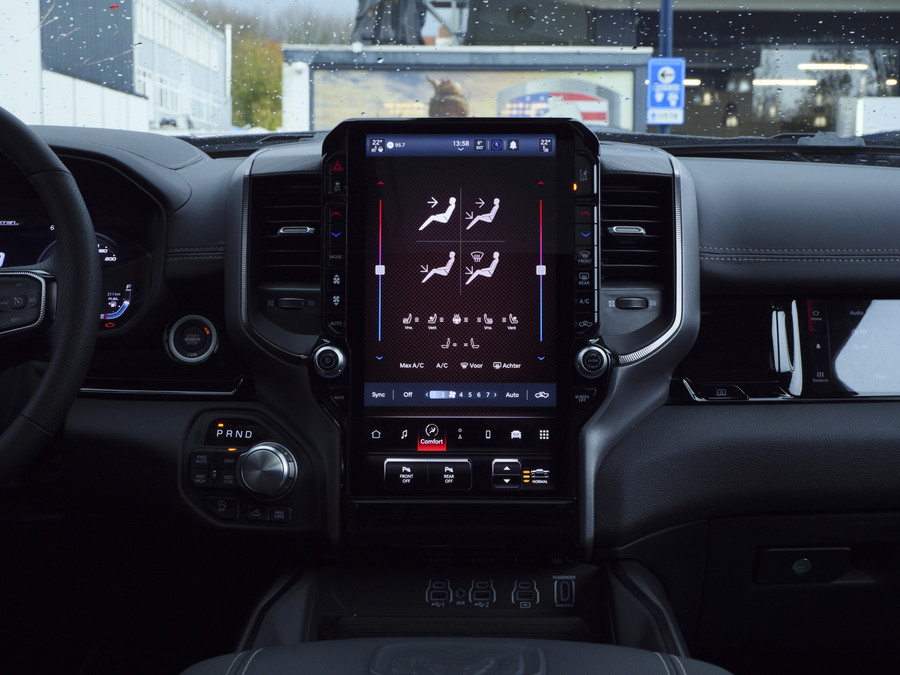 Dodge Ram 1500 | Rebel | Premium | 4x4 | Crew Cab | 3.0L Twin-turbo I6 | SST