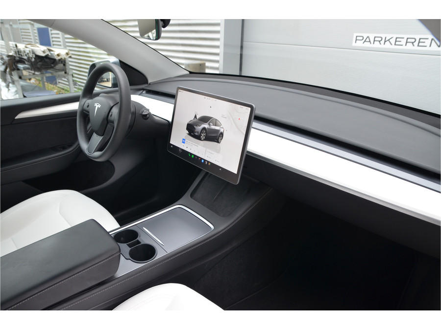 Tesla Model Y Long Range AWD 75 kWh