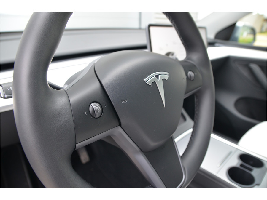 Tesla Model Y Long Range AWD 75 kWh