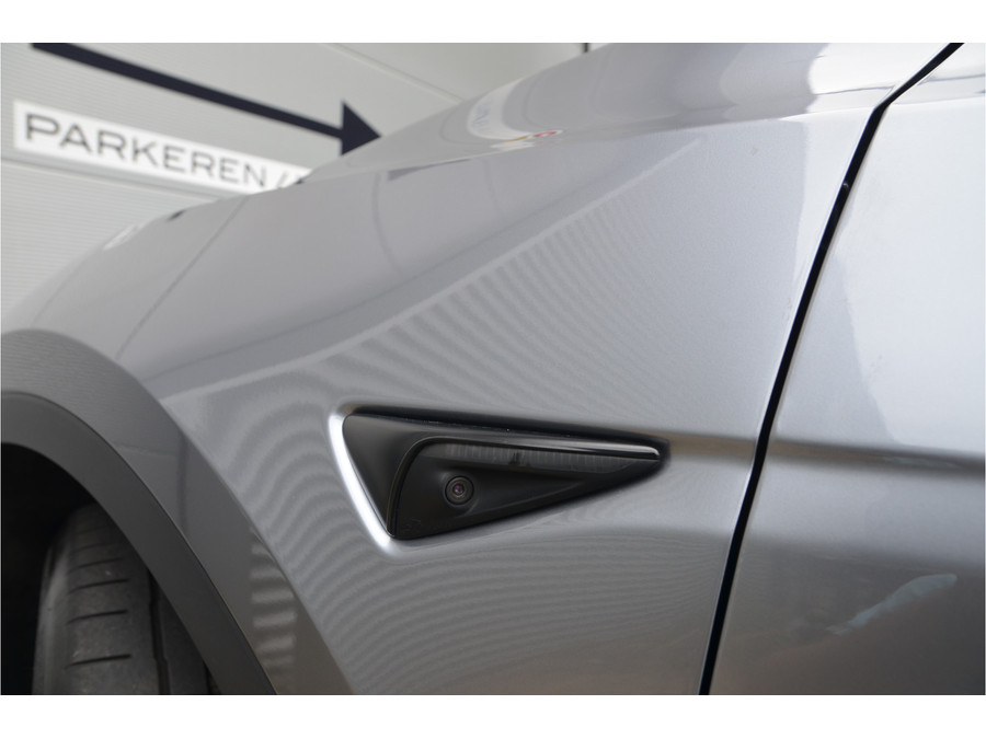 Tesla Model Y Long Range AWD 75 kWh