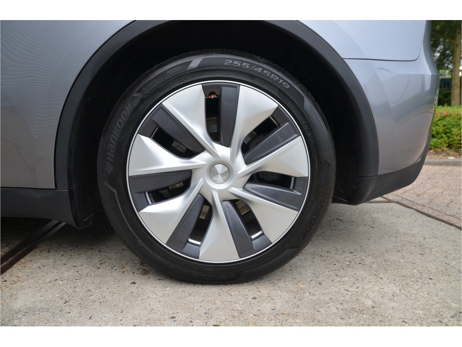 Tesla Model Y Long Range AWD 75 kWh