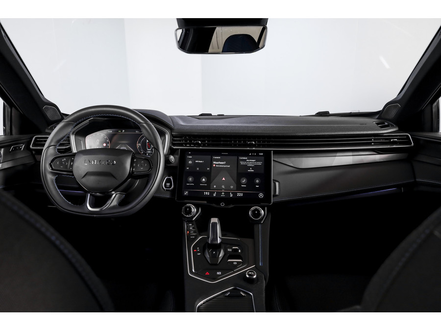 Lynk & Co 01 1.5 PHEV 261PK MY23