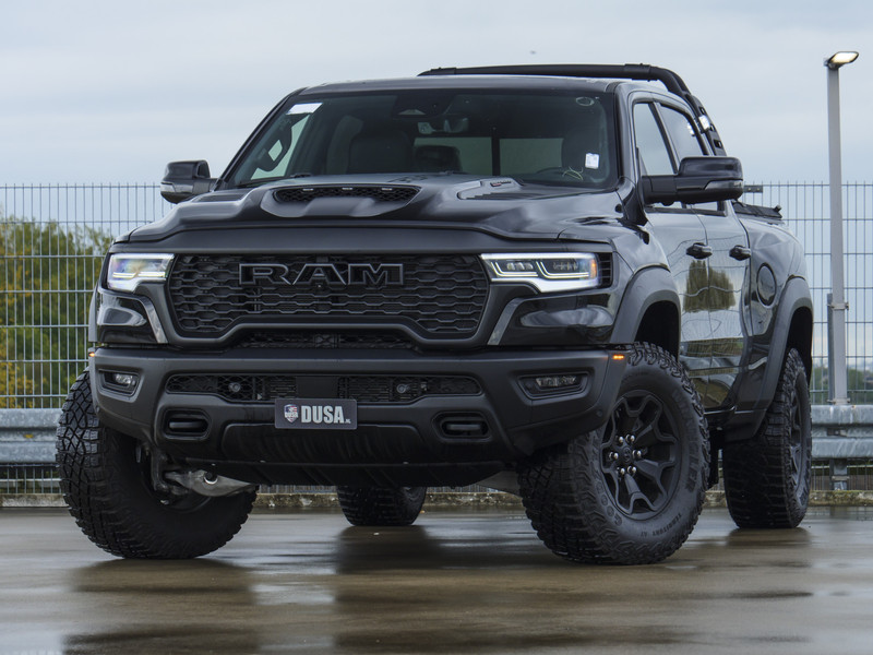 Dodge Ram Pick-Up | RHO | 3.0L Twin-Turbo I6 | 4x4 | Crew Cab | Black Edition