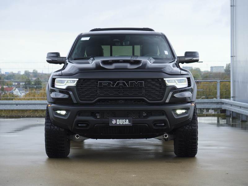Dodge Ram Pick-Up | RHO | 3.0L Twin-Turbo I6 | 4x4 | Crew Cab | Black Edition