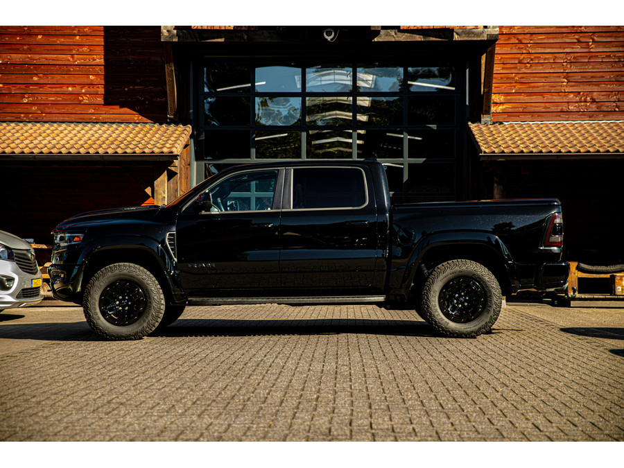Dodge RAM 1500 6.2 V8 4x4 Crew Cab TRX