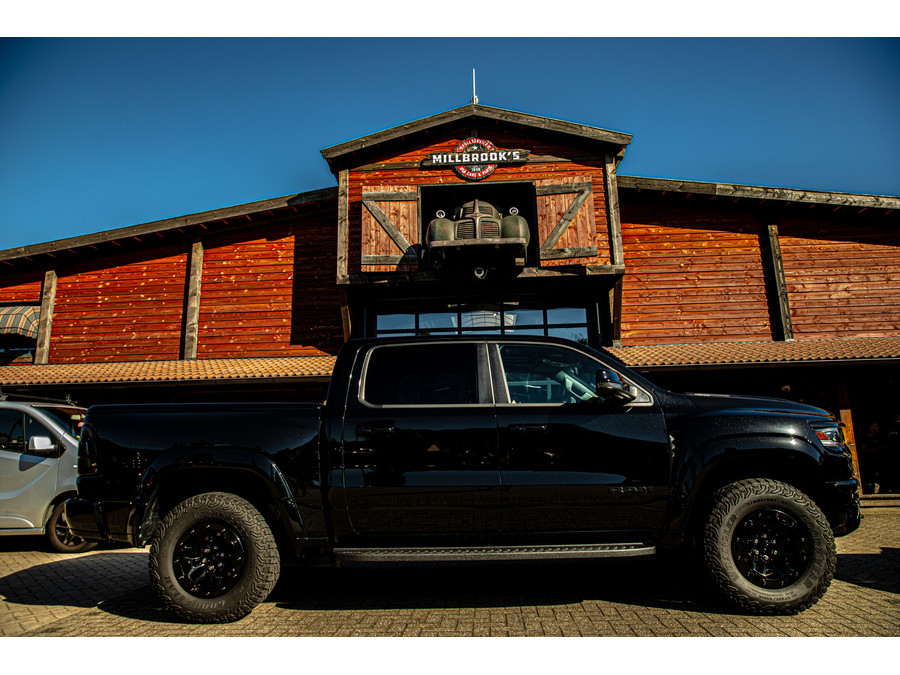 Dodge RAM 1500 6.2 V8 4x4 Crew Cab TRX