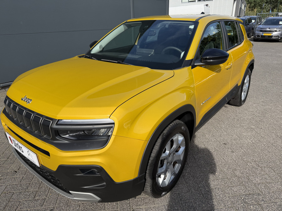 Jeep Avenger 100pk Altitude (Camera - Keyless Entry - Adaptieve Cruise Controle - Elektrische Klep - JBL - LED - 