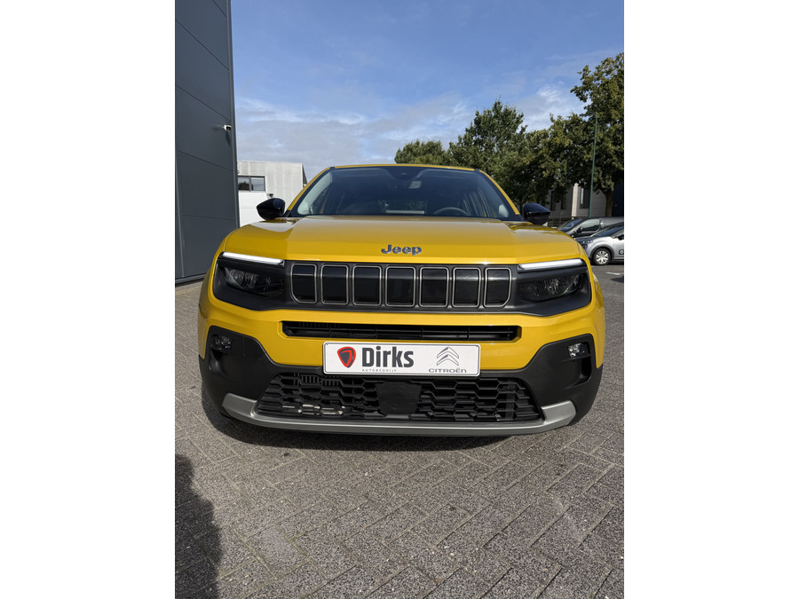 Jeep Avenger 100pk Altitude (Camera - Keyless Entry - Adaptieve Cruise Controle - Elektrische Klep - JBL - LED - 