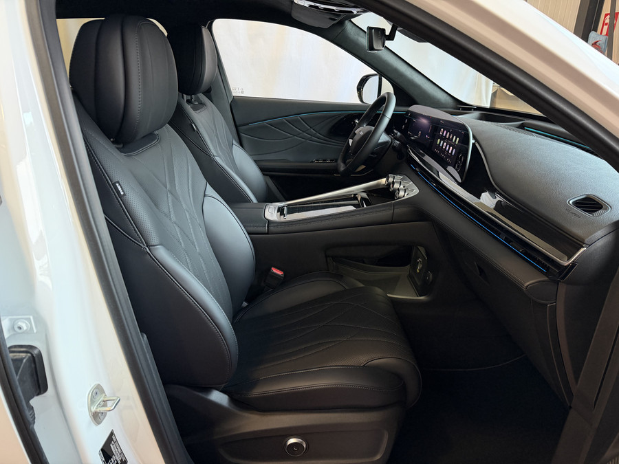 Omoda 9 OMODA 9 PREMIUM AWD 538 PK | DIV.KLEUREN UIT VOORRAAD LEVERBAAR | Stary White | FULL OPTIONS PHEV SU