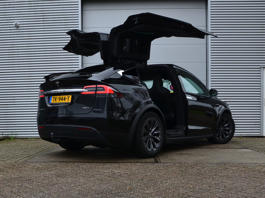 Tesla Model X 100D