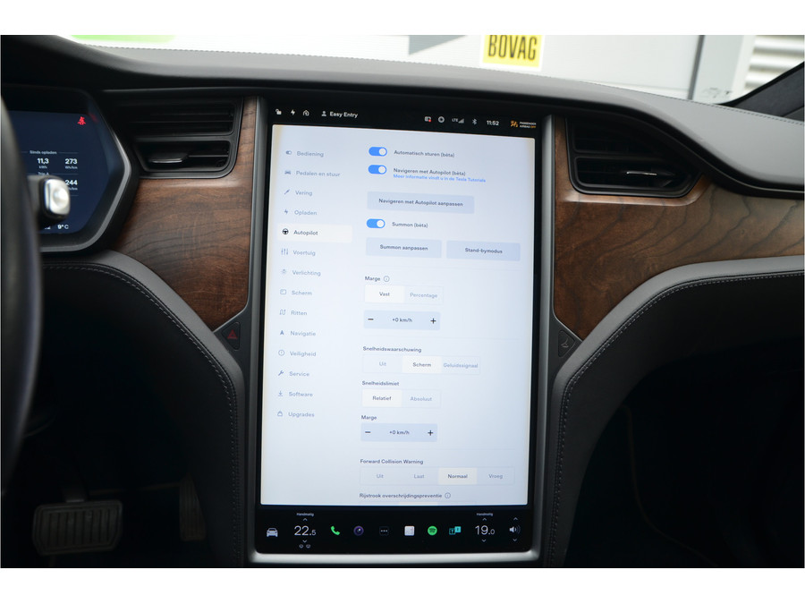 Tesla Model X 100D