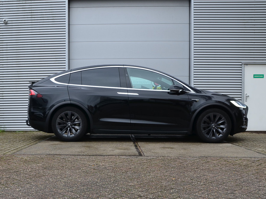 Tesla Model X 100D