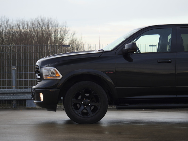 Dodge Ram 1500 Laramie | 5.7 V8 | 4x4 | Crew Cab