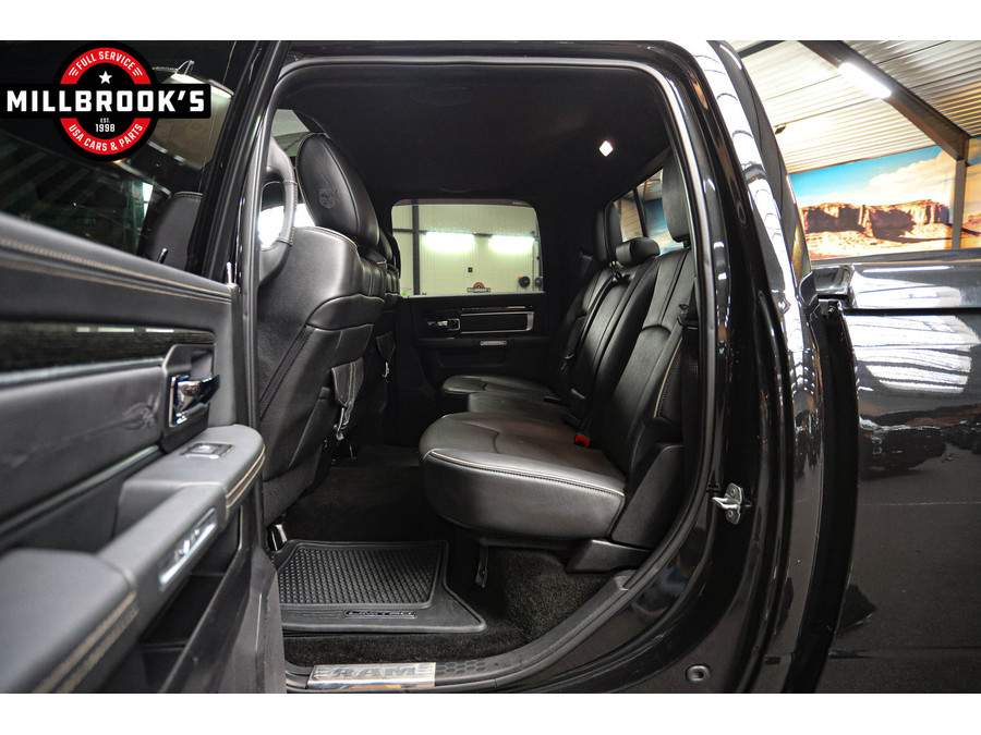 Dodge RAM 2500 limited 6.7L Cummins Black Edition