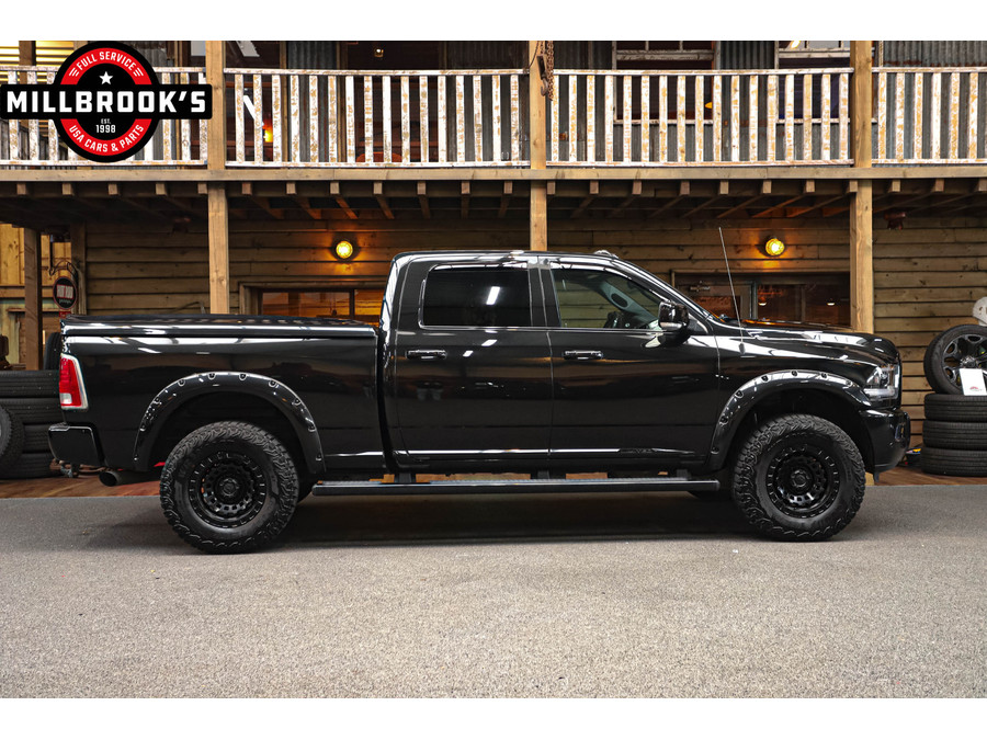 Dodge RAM 2500 limited 6.7L Cummins Black Edition