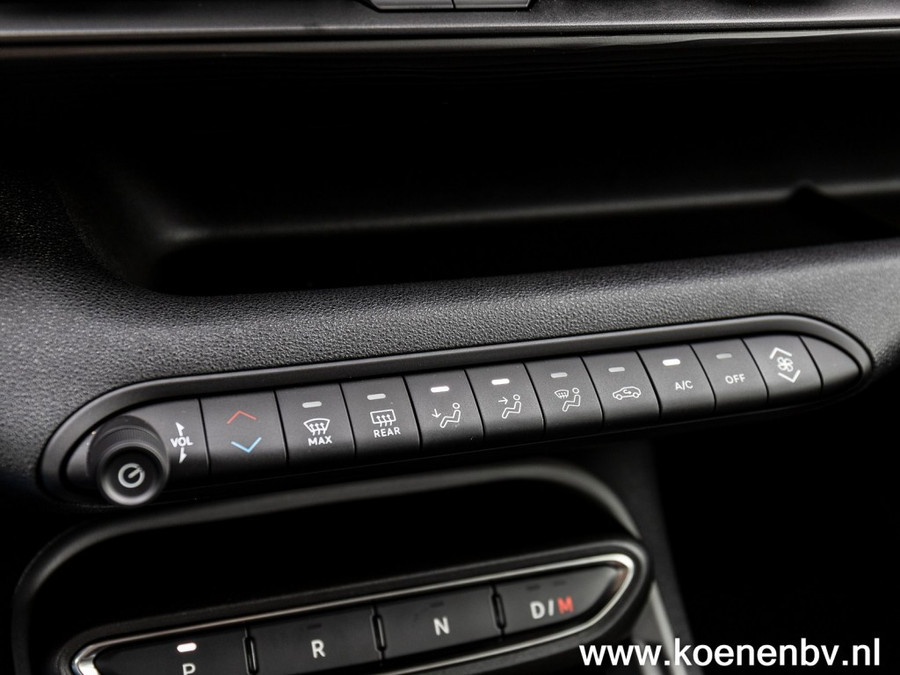 Jeep Avenger 1.2 E-Hybrid Longitude Automaat Airco / Carplay/ 16/ Winterpack
