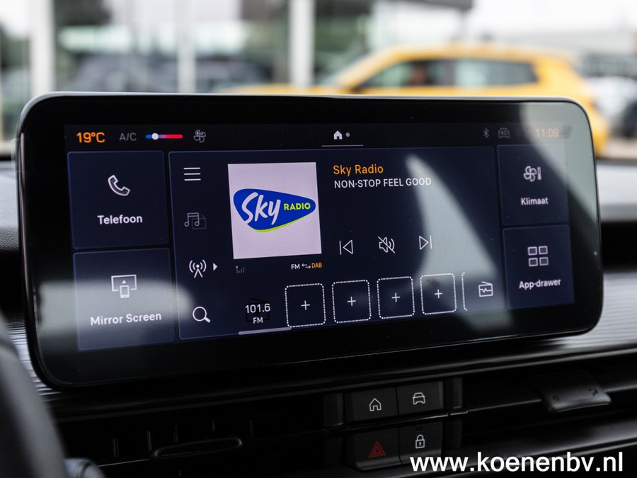 Jeep Avenger 1.2 E-Hybrid Longitude Automaat Airco / Carplay/ 16/ Winterpack