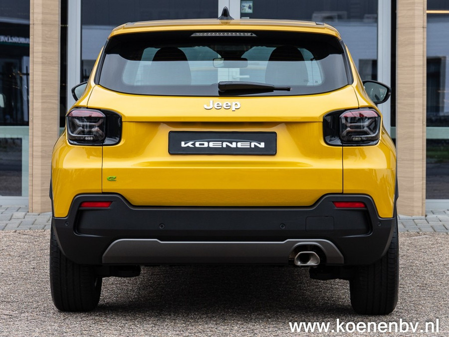 Jeep Avenger 1.2 E-Hybrid Longitude Automaat Airco / Carplay/ 16/ Winterpack