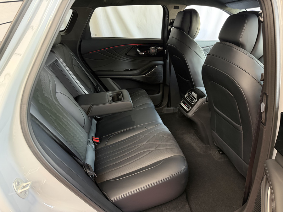 Omoda 9 OMODA 9 PREMIUM AWD 538 PK 145 KM ELEC 1000 KM TOTAAL