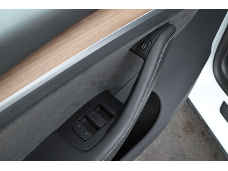 Tesla Model Y Long Range AWD 75 kWh