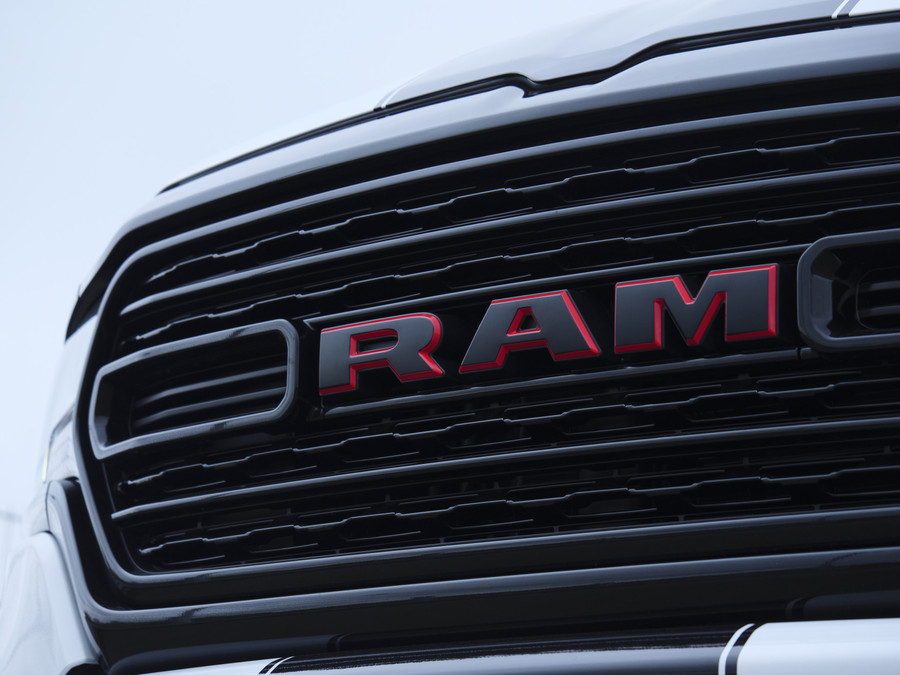 Dodge RAM 1500 | Limited | 5.7 V8 | HEMI |