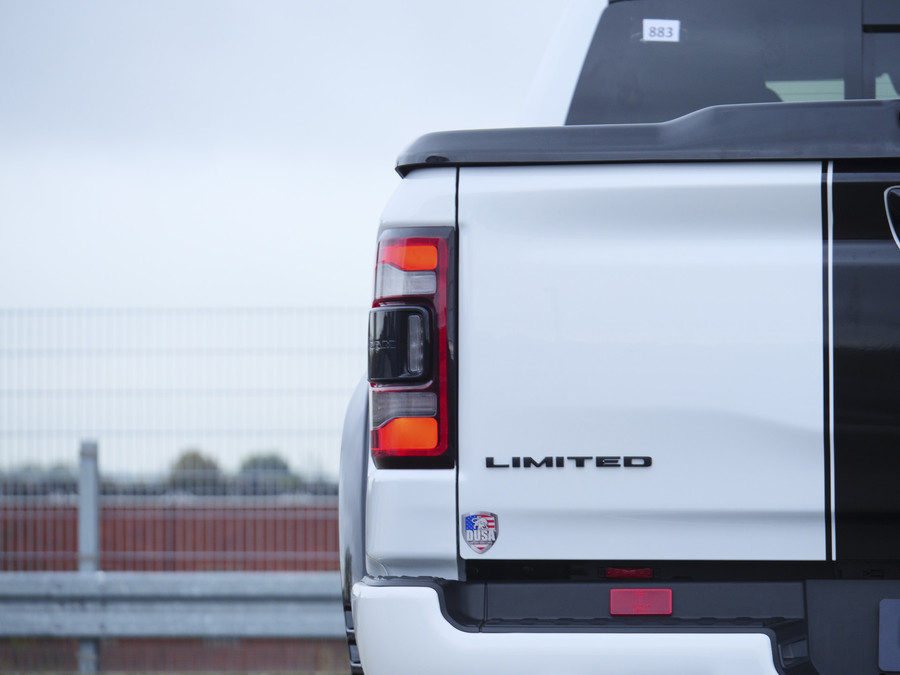 Dodge RAM 1500 | Limited | 5.7 V8 | HEMI |