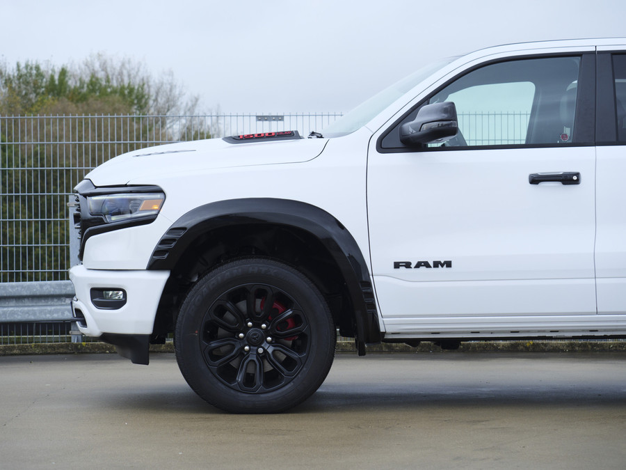 Dodge RAM 1500 | Limited | 5.7 V8 | HEMI |