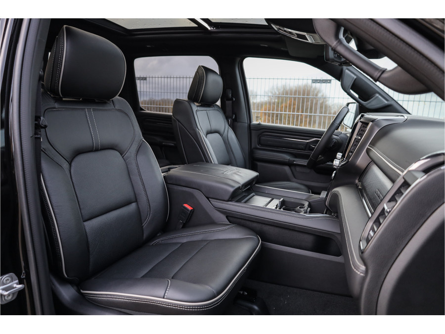 Dodge RAM 1500 | Limited | 5.7 V8 | HEMI |