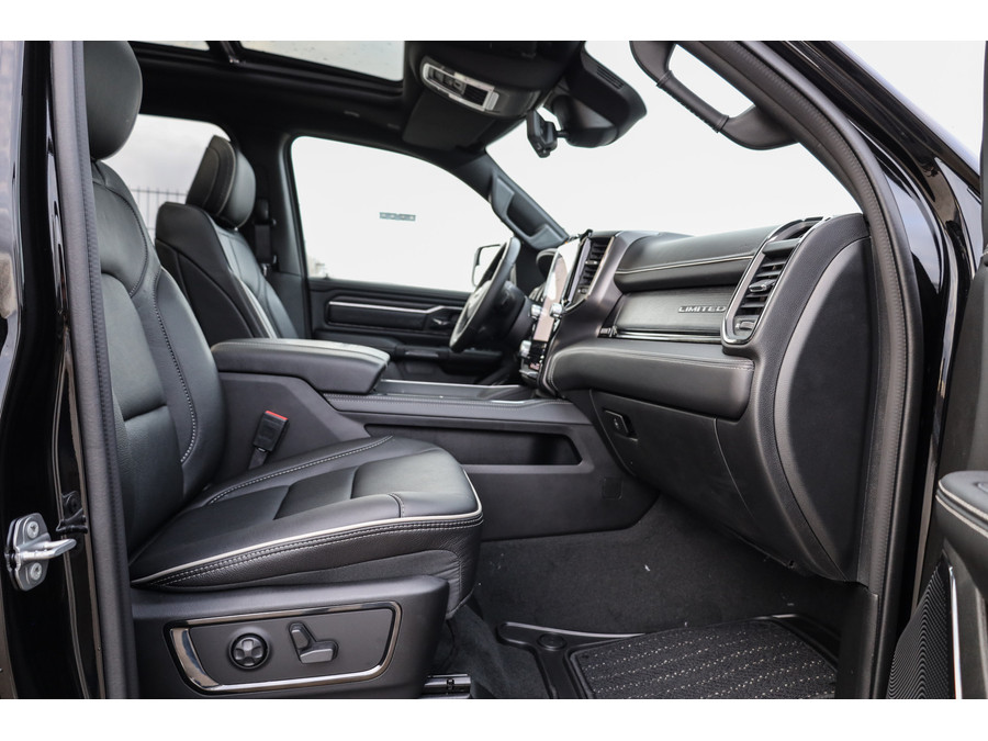 Dodge RAM 1500 | Limited | 5.7 V8 | HEMI |