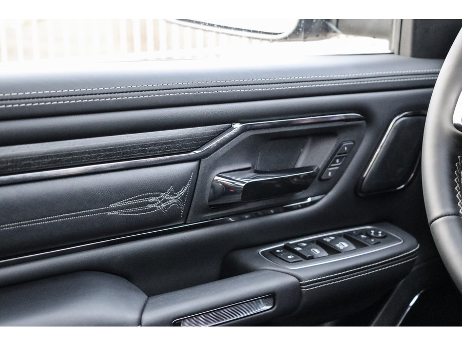 Dodge RAM 1500 | Limited | 5.7 V8 | HEMI |