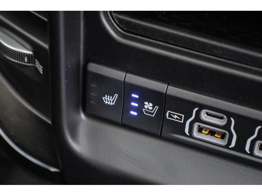 Dodge RAM 1500 | Limited | 5.7 V8 | HEMI |