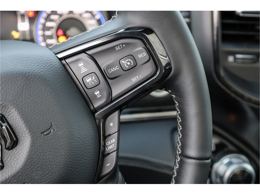 Dodge RAM 1500 | Limited | 5.7 V8 | HEMI |
