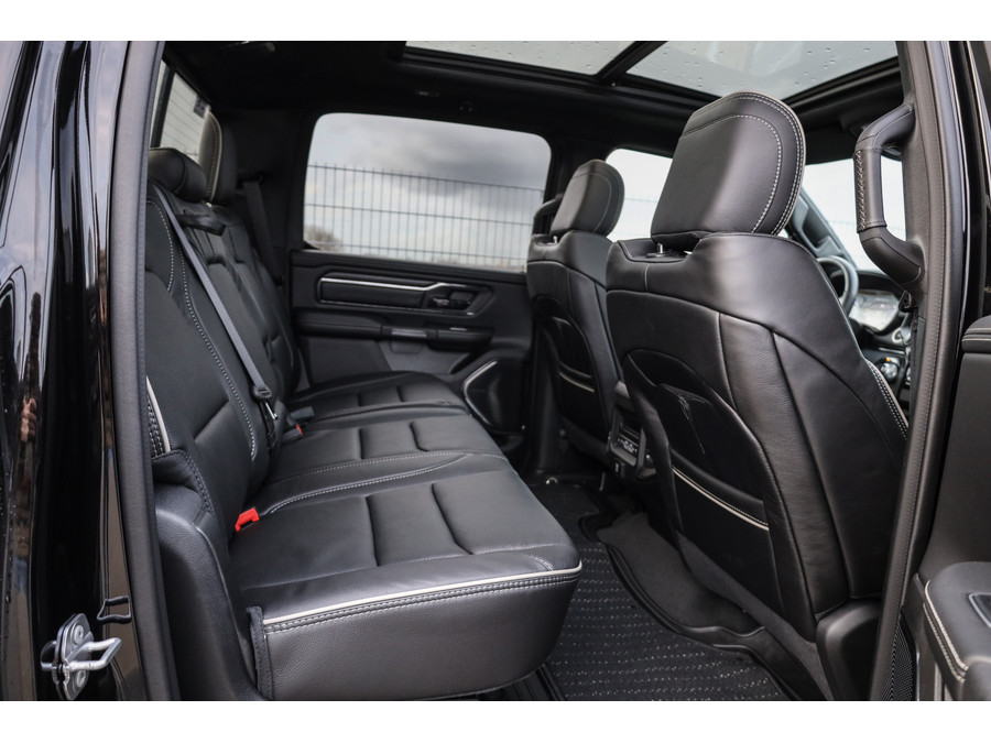 Dodge RAM 1500 | Limited | 5.7 V8 | HEMI |