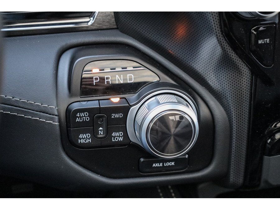 Dodge RAM 1500 | Limited | 5.7 V8 | HEMI |