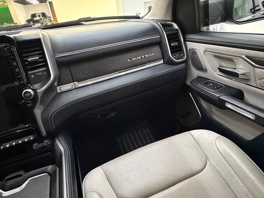 RAM 1500 5.7 V8 LIMITED 10TH ANNIVERSARY EDITION Widebody
